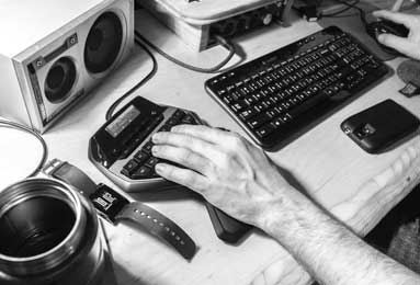 金正恩回到平壤 朝方公布列车内照片