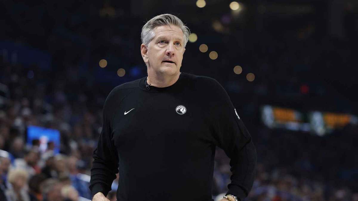 怪裁判，森林狼主帅芬奇在惨败给雷霆后公开批评裁判